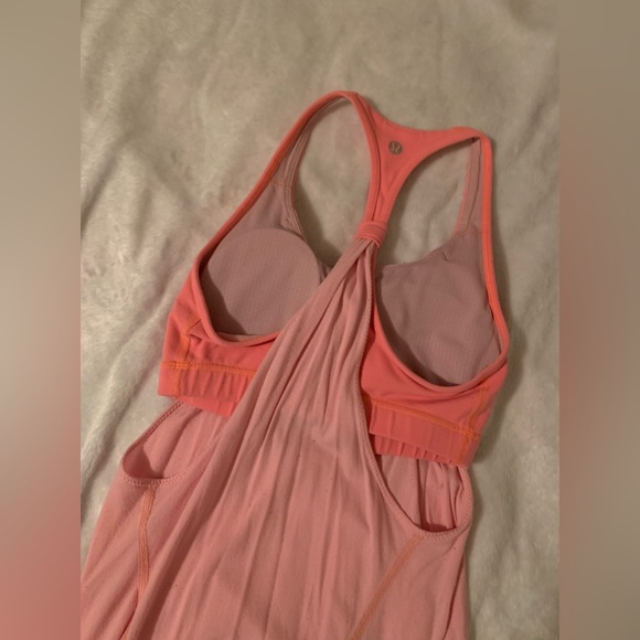 Brand: Lululemon Size: 2 - Picture 2 of 2